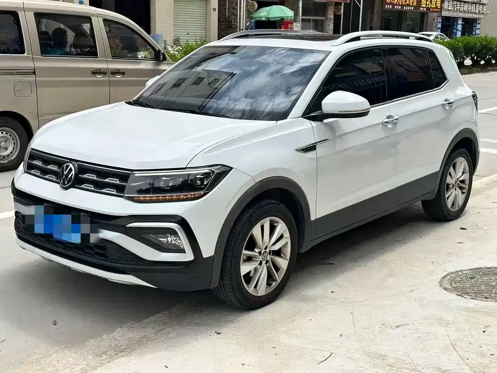 Volkswagen T-Cross — фото 1