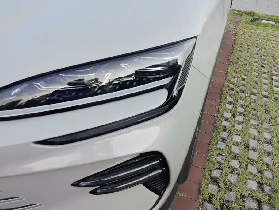 BYD PLUS New Energy — фото 6