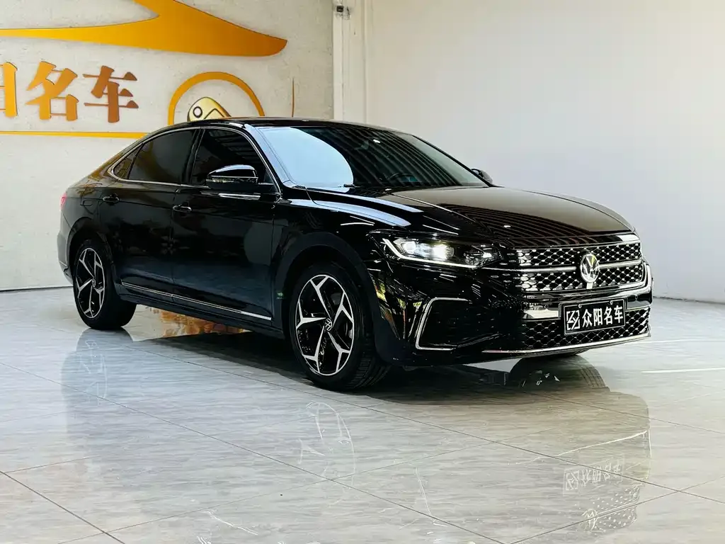 Volkswagen Passat — фото 5
