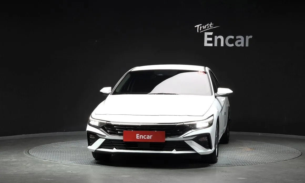 Hyundai AVANTE — фото 2