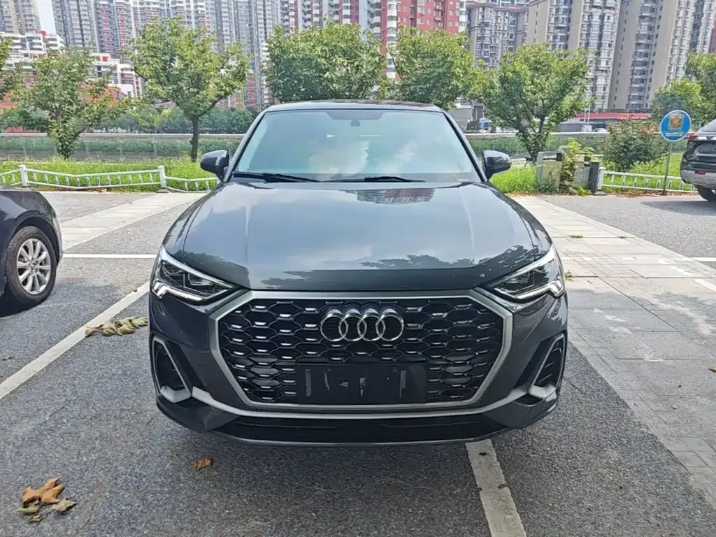 Audi Q3 Sportback — фото 4