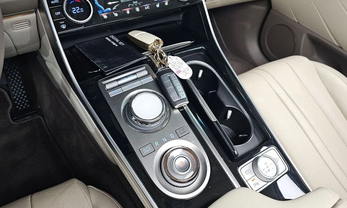 Genesis GV80 — фото 10
