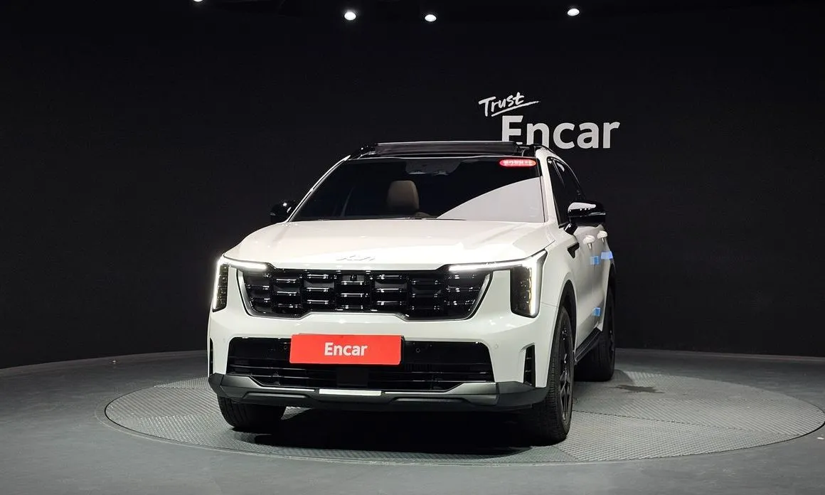 Kia Sorento — фото 7