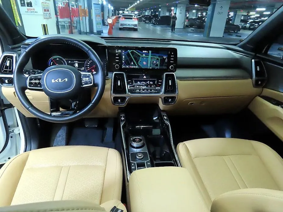 Kia Sorento — фото 8