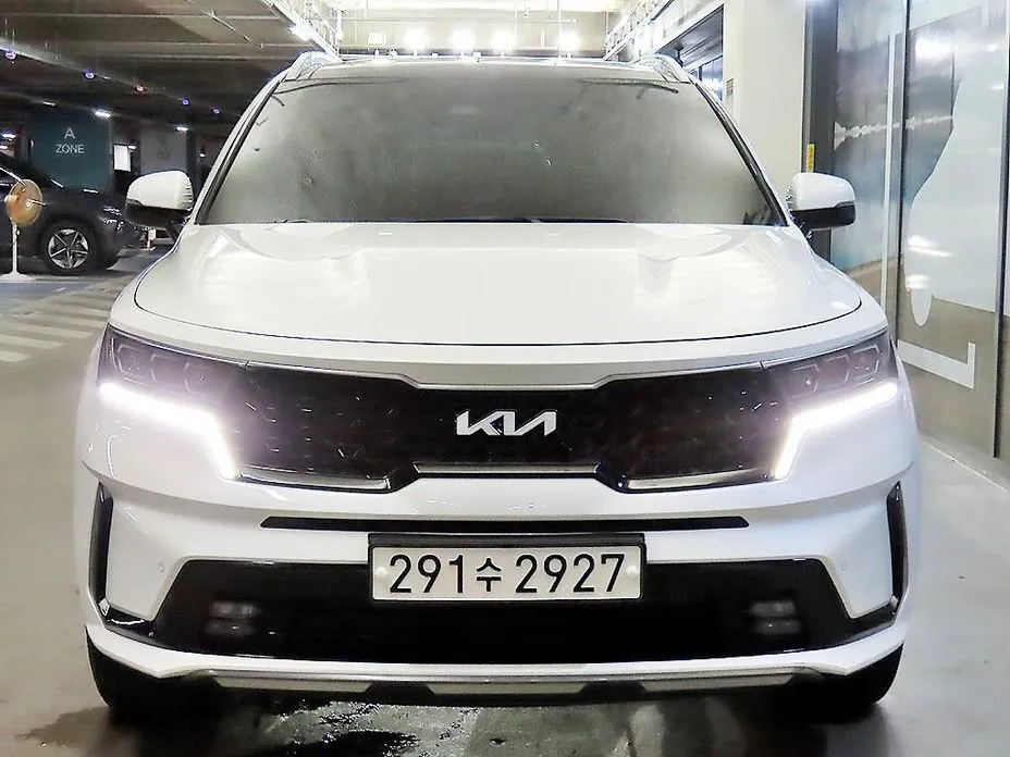 Kia Sorento — фото 6