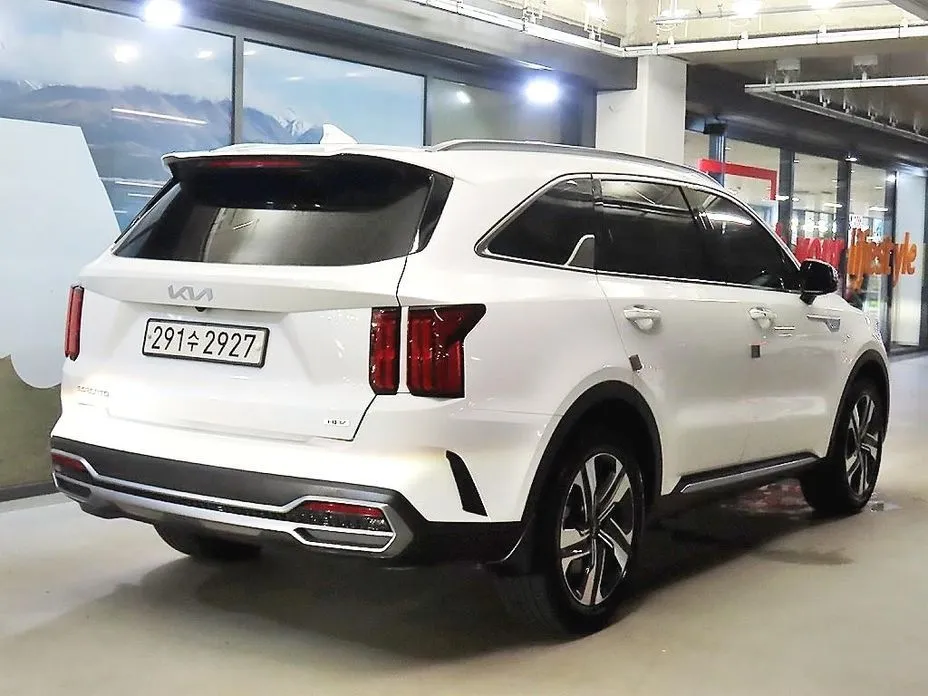 Kia Sorento — фото 10