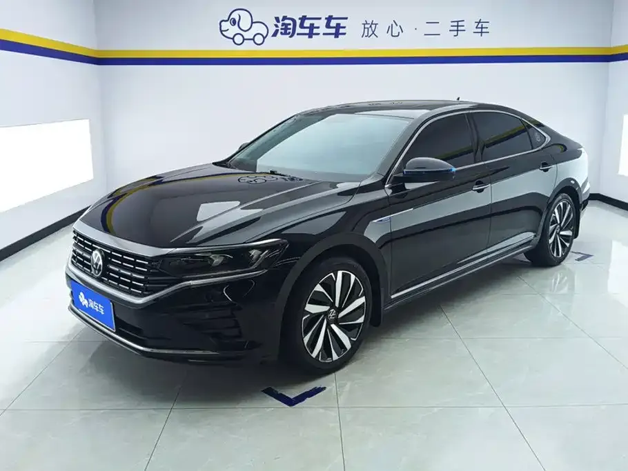 Volkswagen Passat — фото 1