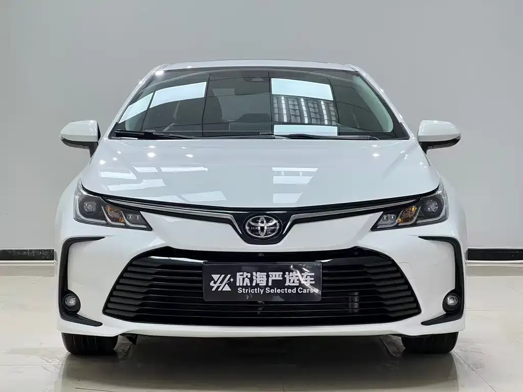 Toyota Corolla — фото 3