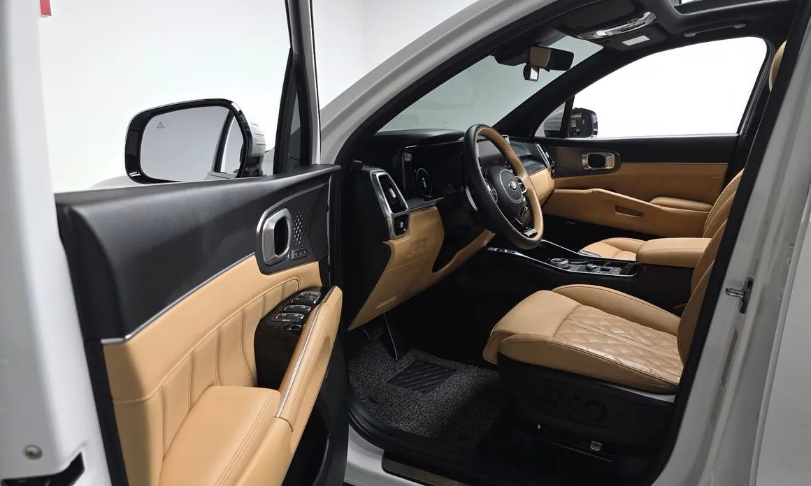 Kia Sorento — фото 6