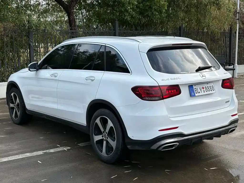 Mercedes-Benz GLC — фото 9