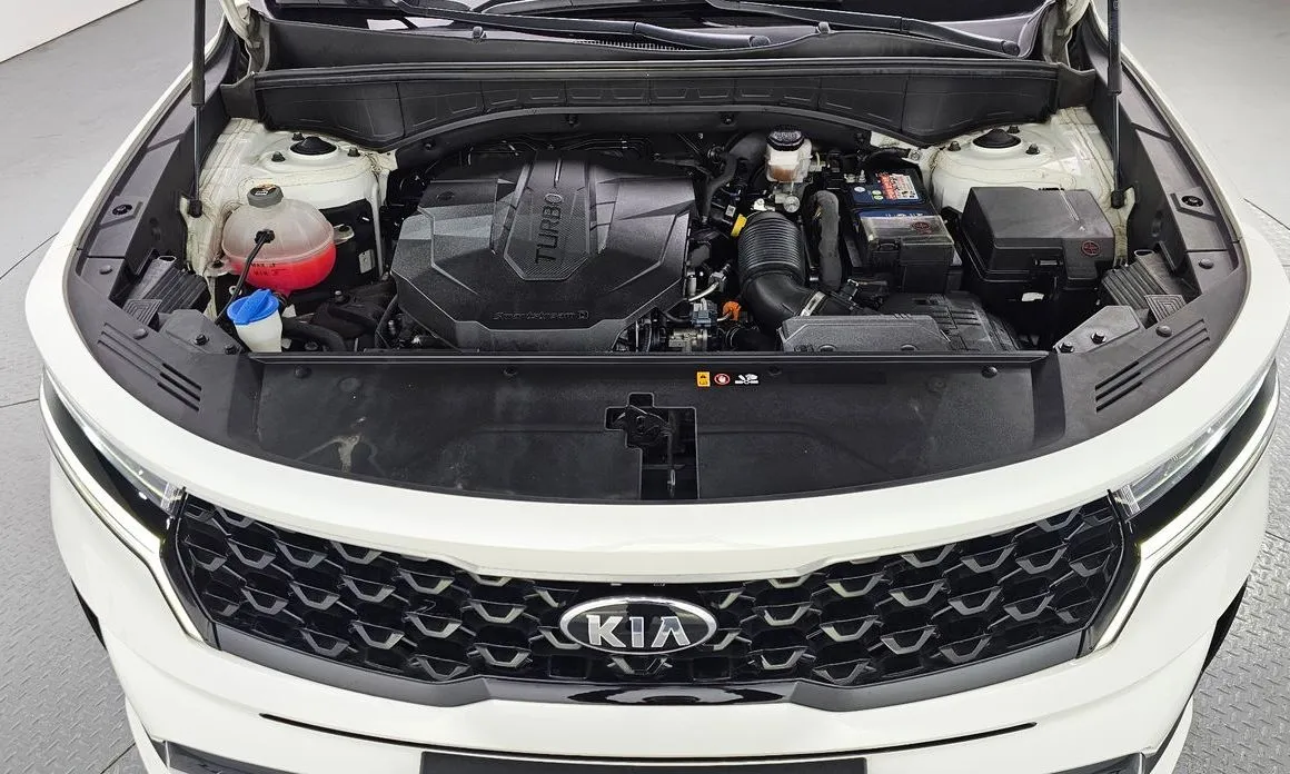Kia Sorento — фото 10