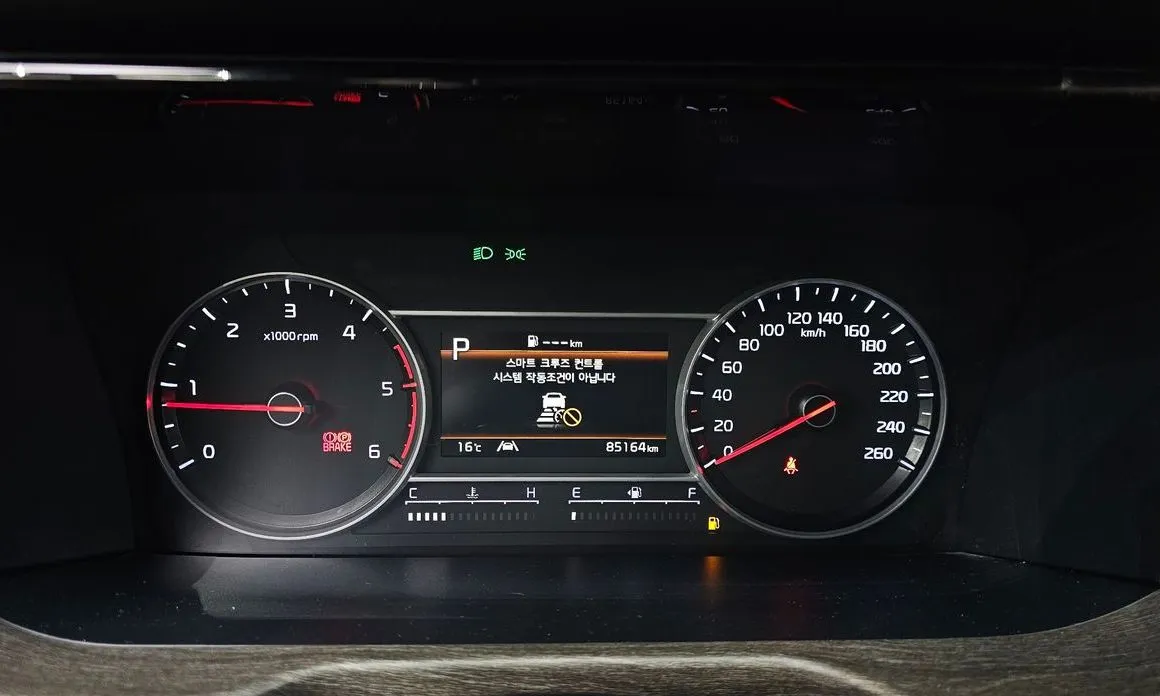 Kia Sorento — фото 4