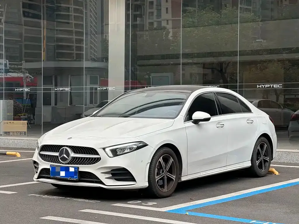 Mercedes-Benz A-Class — фото 1