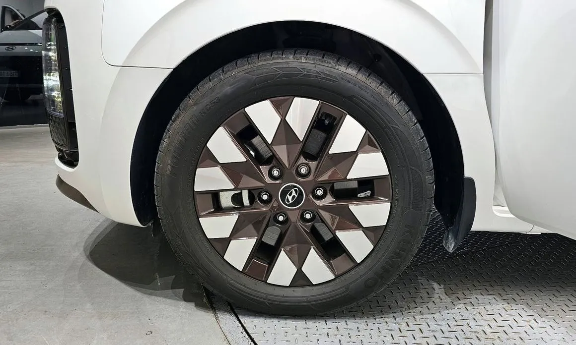 Hyundai Staria — фото 10