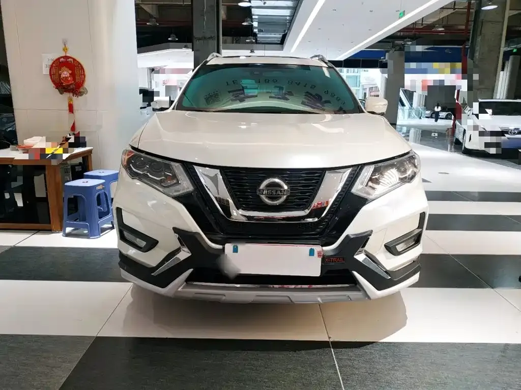 Nissan X-Trail — фото 6