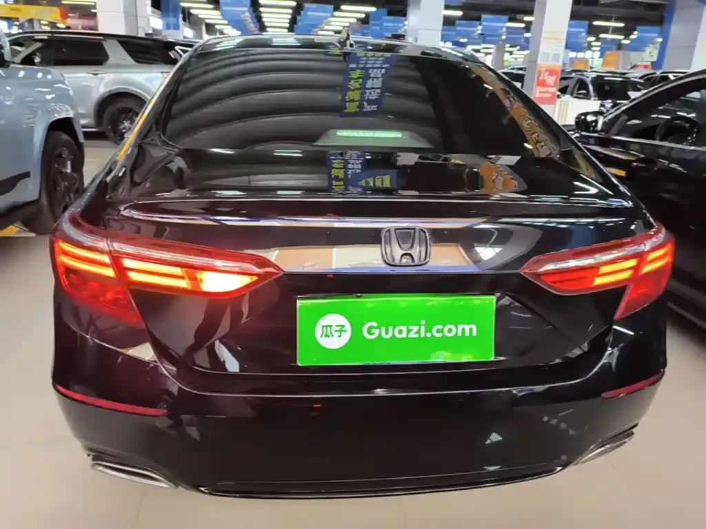 Honda Inspire — фото 10