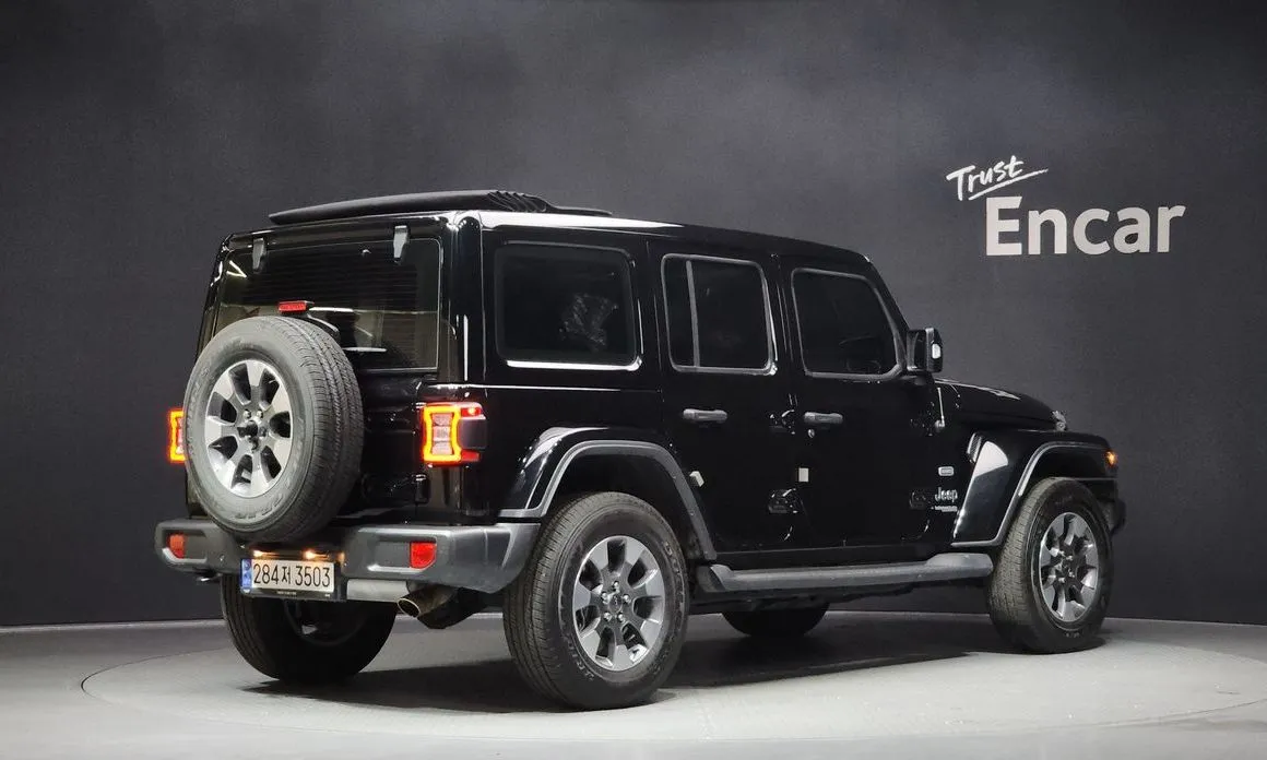 Jeep Wrangler — фото 6