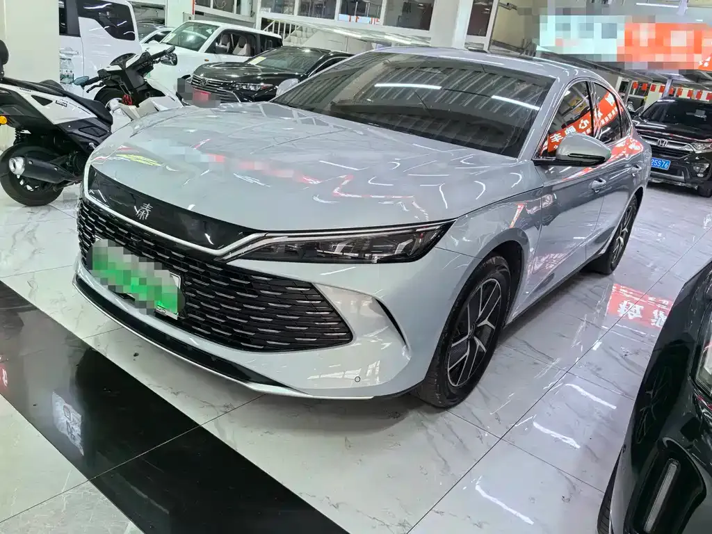 BYD Qin L — фото 1