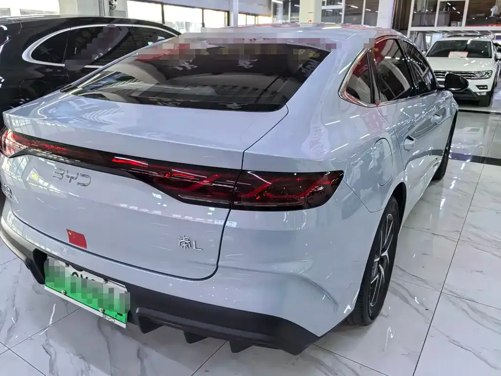 BYD Qin L — фото 6