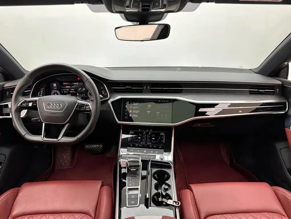 Audi A7L — фото 8