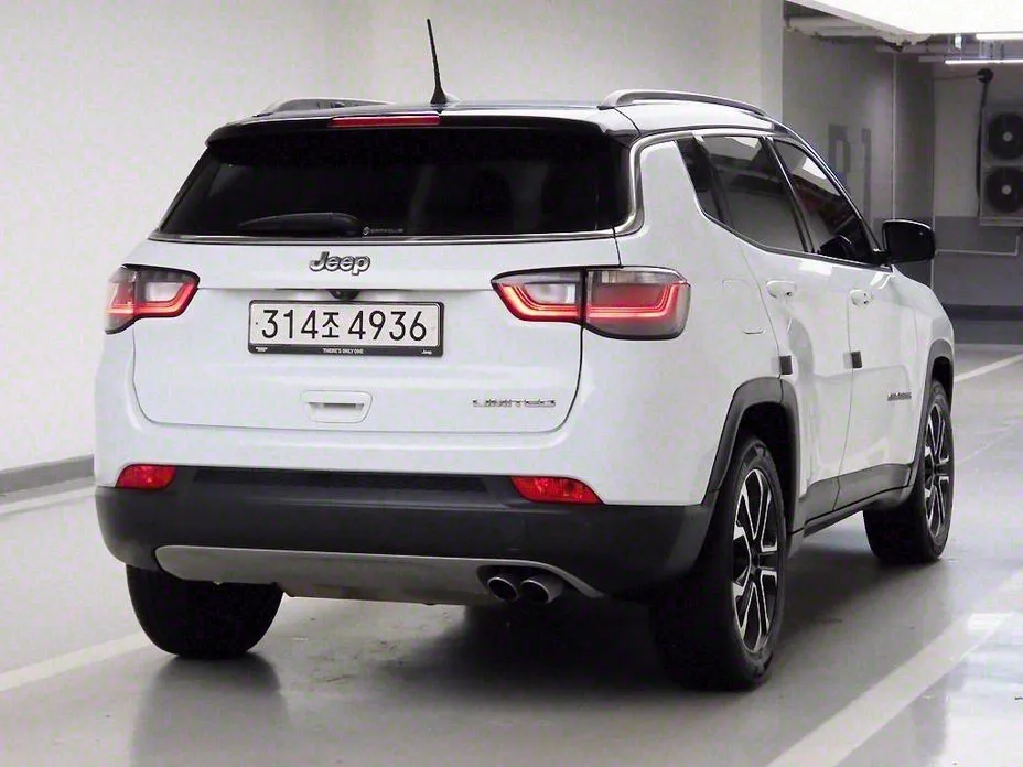 Jeep Compass — фото 3