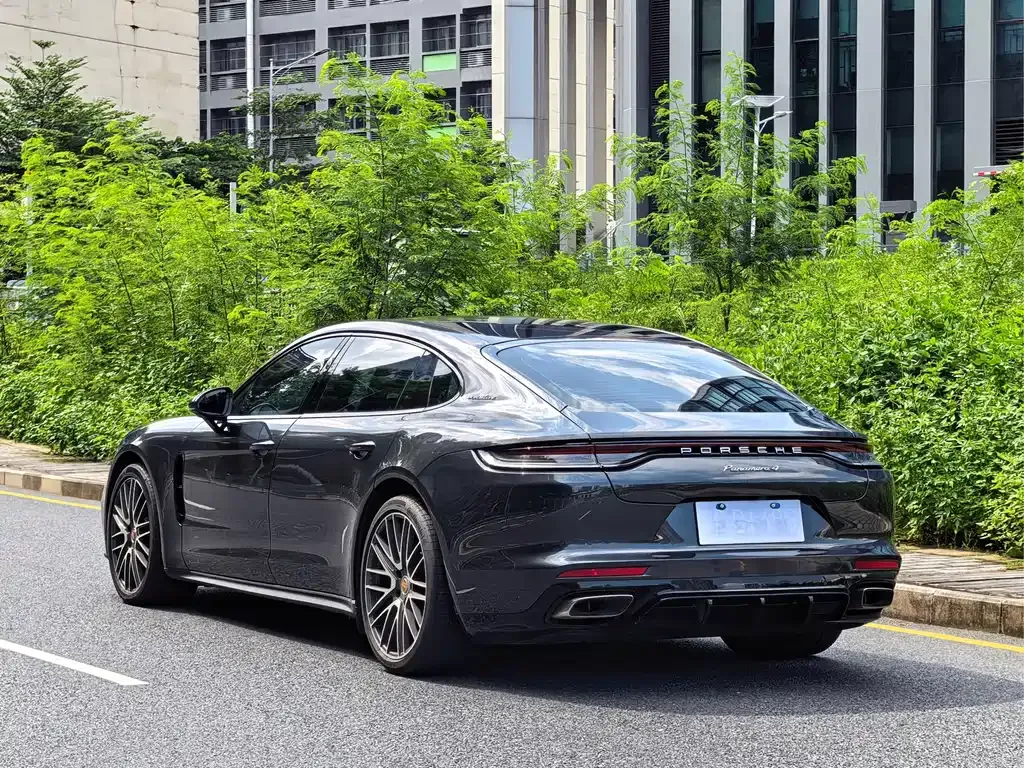 Porsche Panamera — фото 10