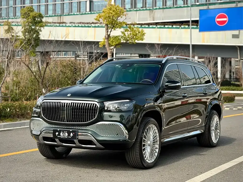 Mercedes-Benz GLS — фото 9