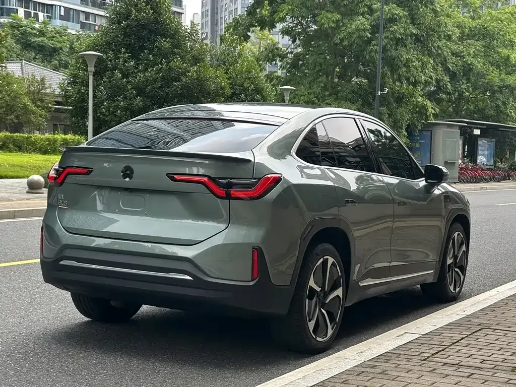 NIO EC6 — фото 8