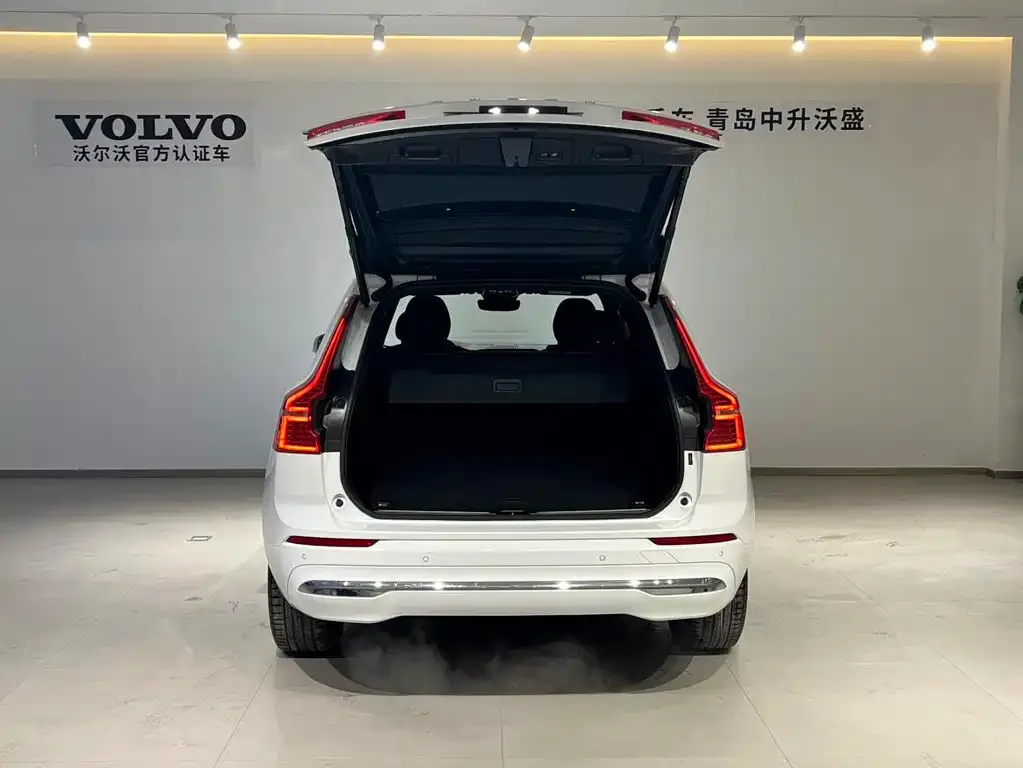Volvo XC60 — фото 4