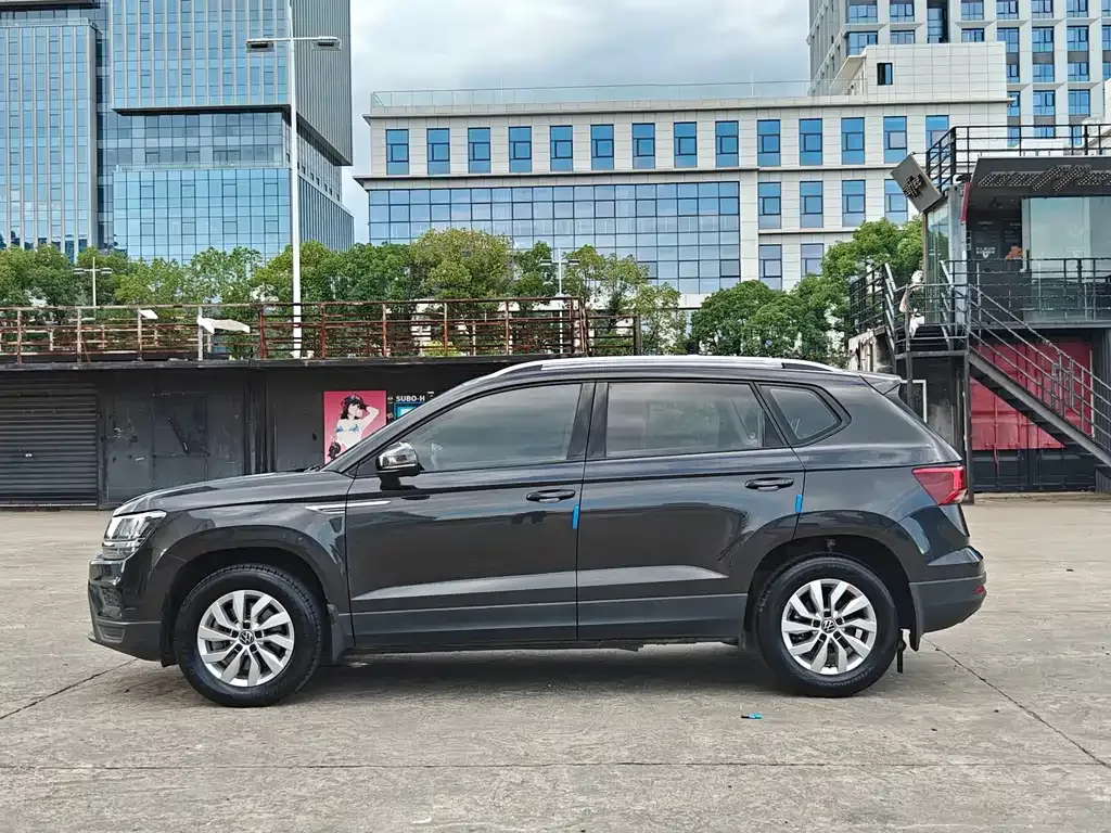Volkswagen Tharu — фото 5