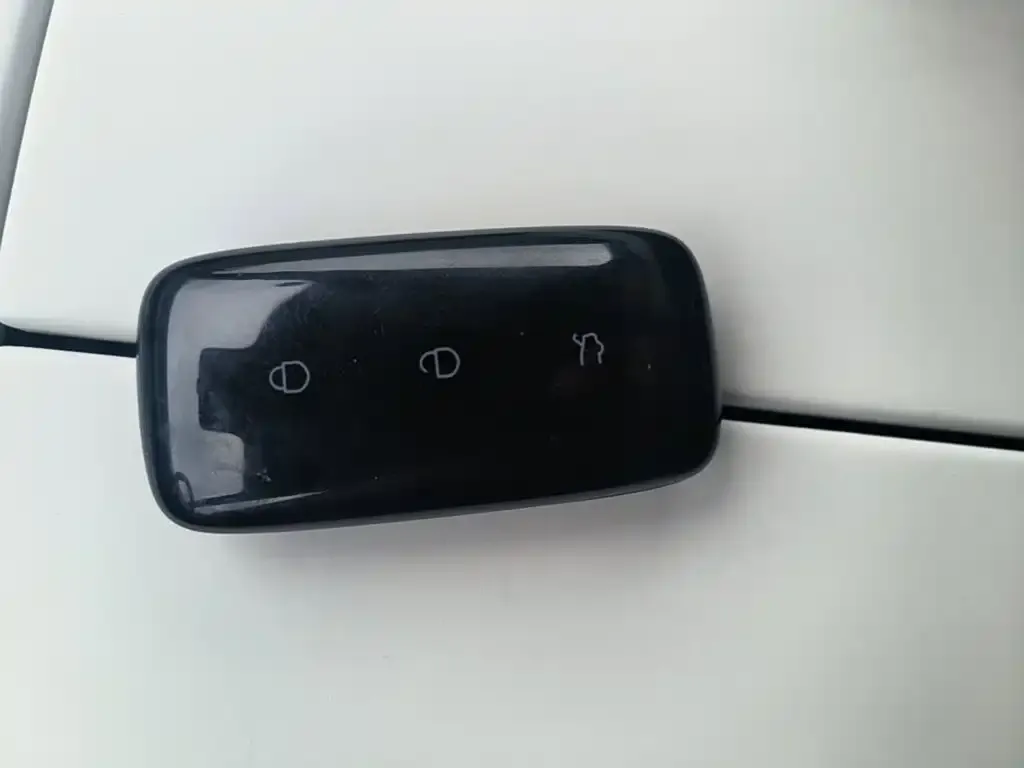 Geely Galaxy E8 — фото 3