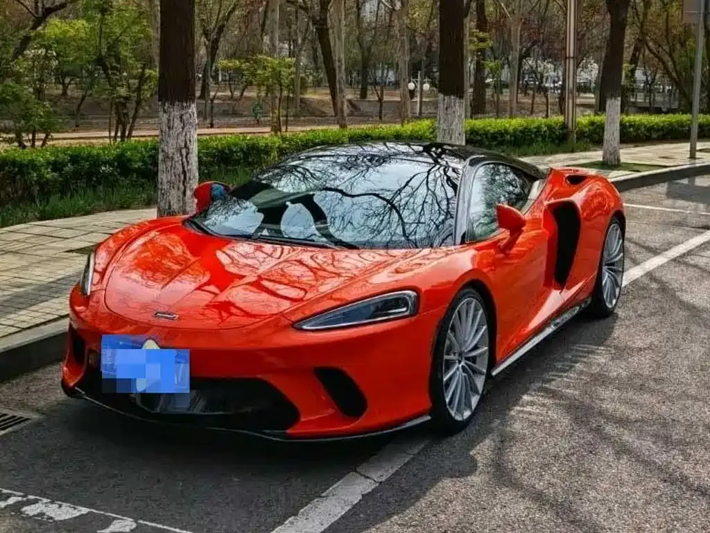 McLaren GT — фото 1