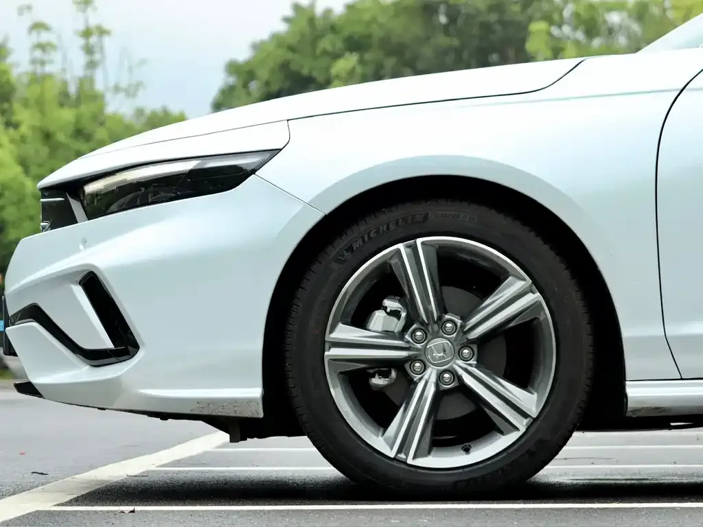 Honda Accord — фото 2