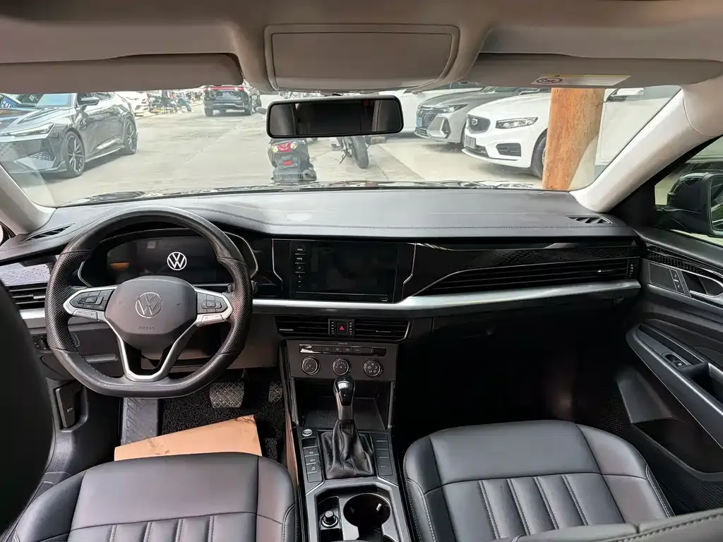 Volkswagen Passat — фото 2