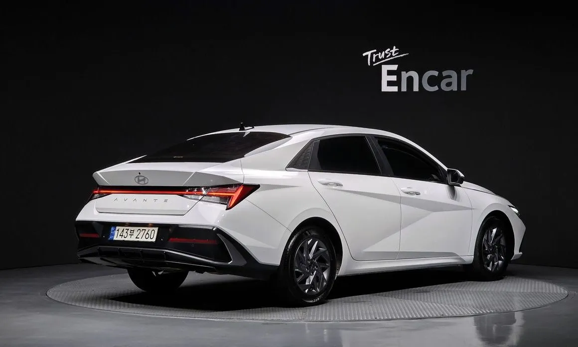 Hyundai AVANTE — фото 5