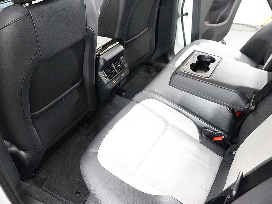 Land Rover Range Rover Evoque — фото 4