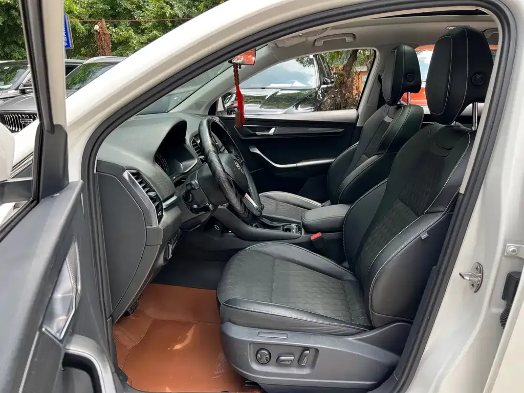 Skoda Karoq — фото 2