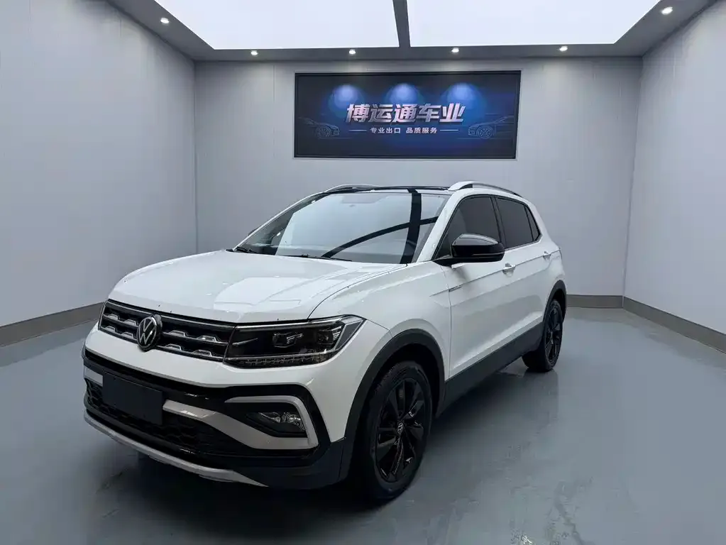 Volkswagen T-Cross — фото 1