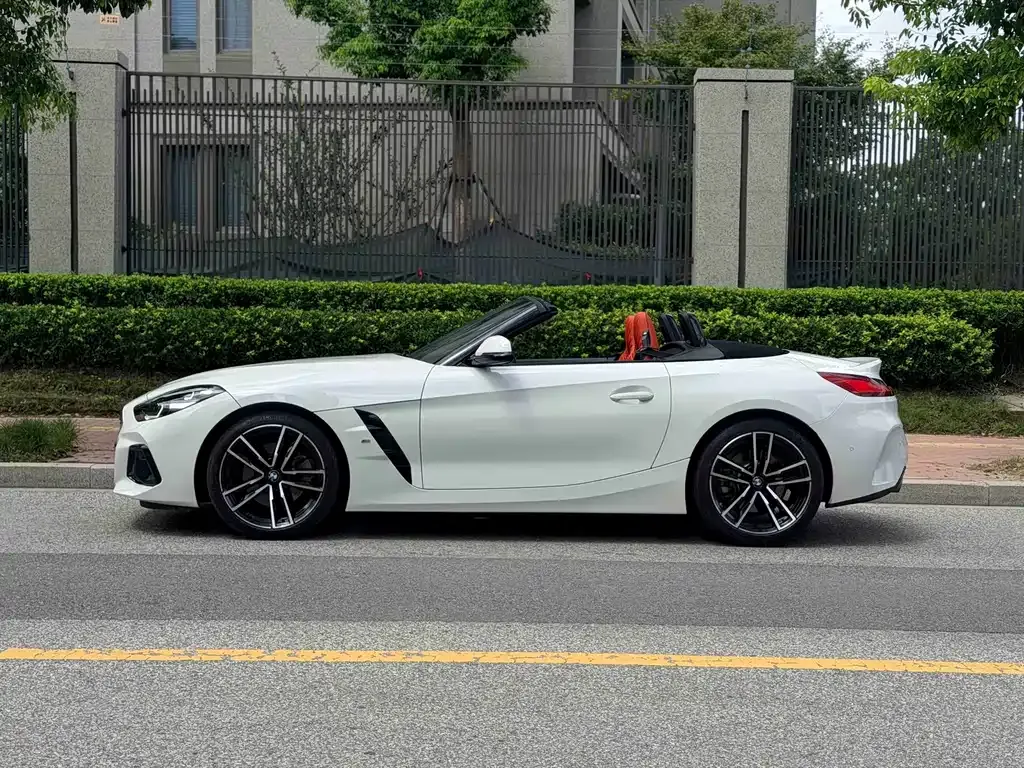 BMW Z4 — фото 8