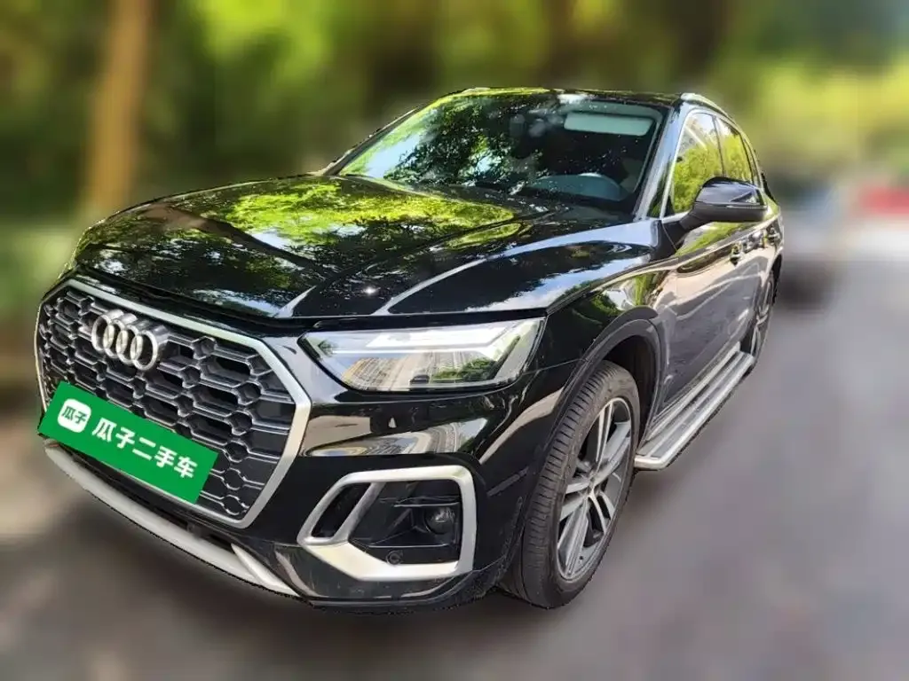 Audi Q5L Sportback — фото 1