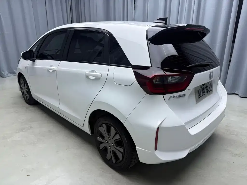 Honda Fit — фото 2