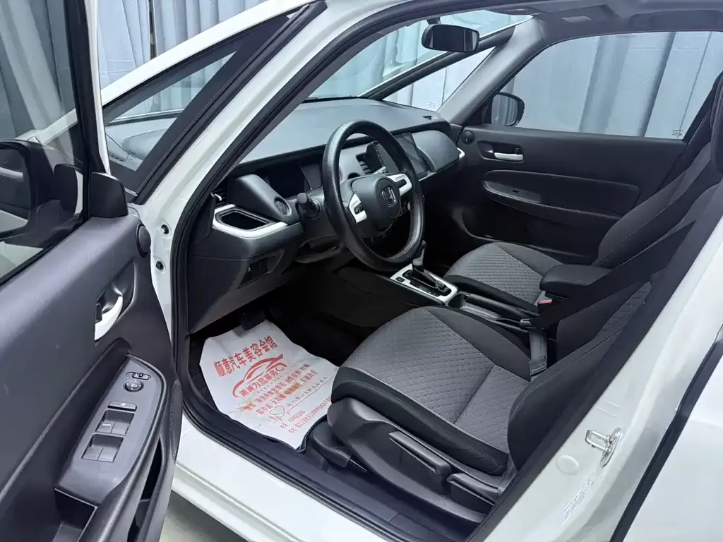 Honda Fit — фото 8