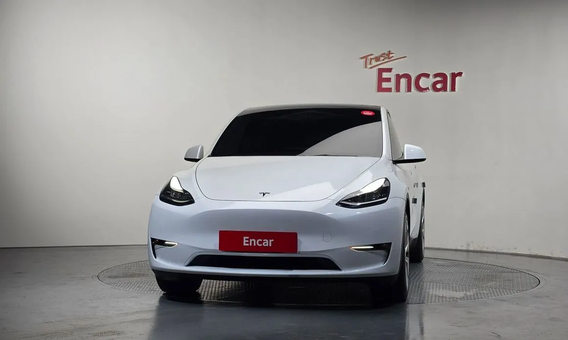 Tesla Model Y — фото 4