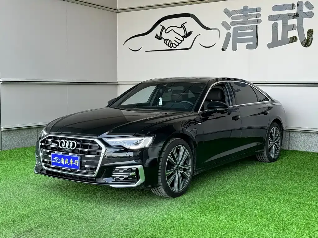 Audi A6L — фото 1