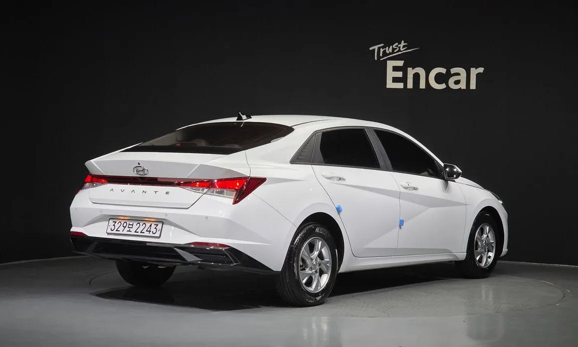 Hyundai AVANTE — фото 2