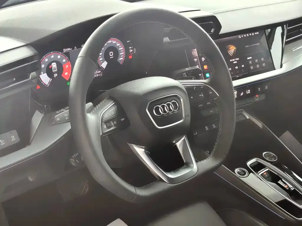Audi A3 — фото 2