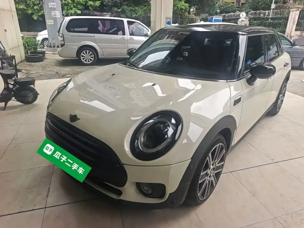 MINI Clubman — фото 5