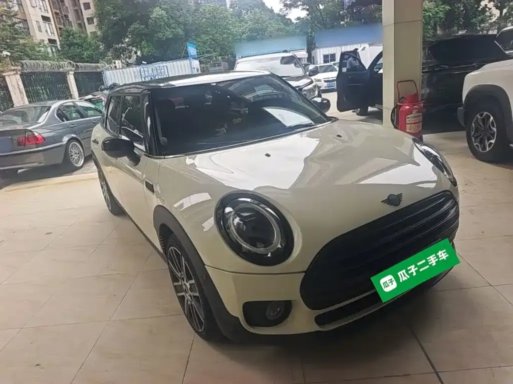 MINI Clubman — фото 9