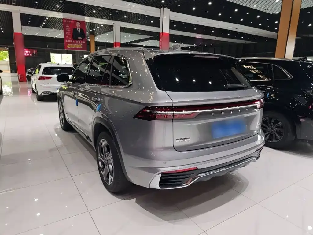 Geely Xingyue L — фото 4