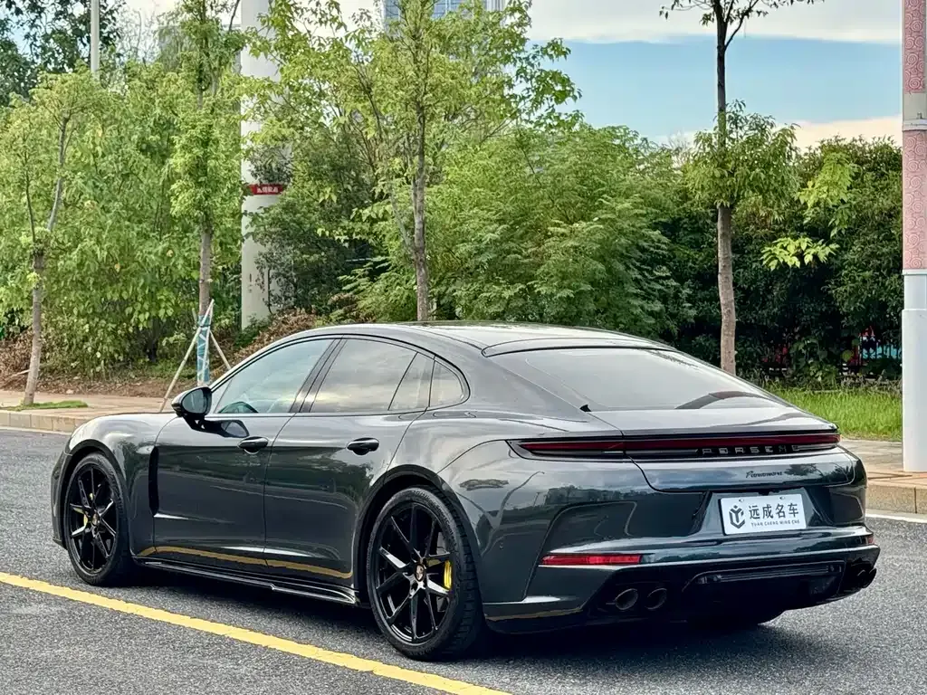 Porsche Panamera — фото 9